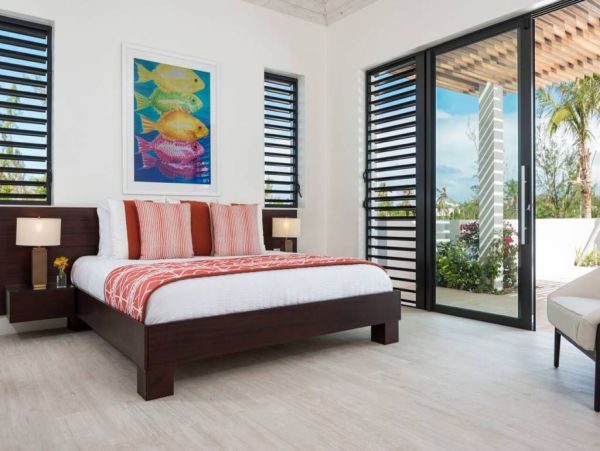 Turks and Caicos Luxury Vacation Home Short Walk To Beach