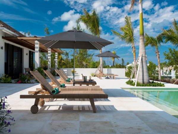 Turks and Caicos Luxury Vacation Home Short Walk To Beach