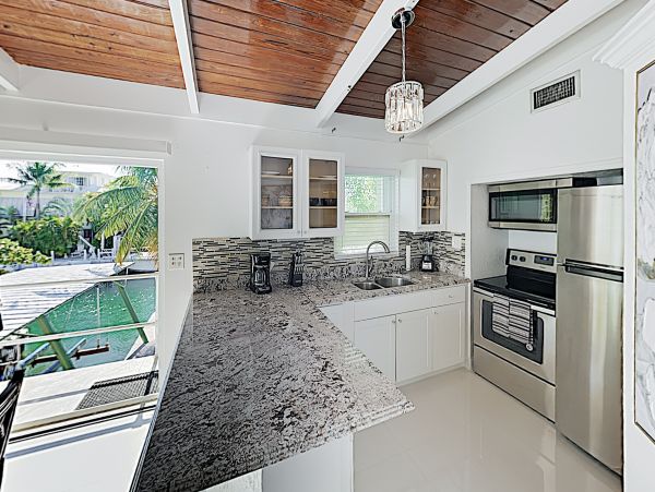 Water View Summerland Key Vacation Home With Private Pool