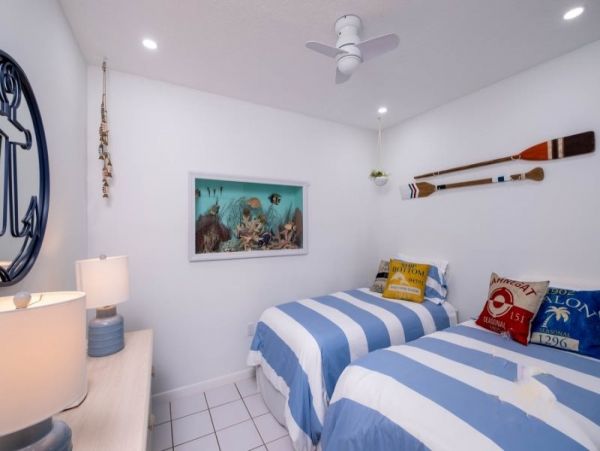 Short Walk to Beach Key Largo Vacation Home Three Bedroom