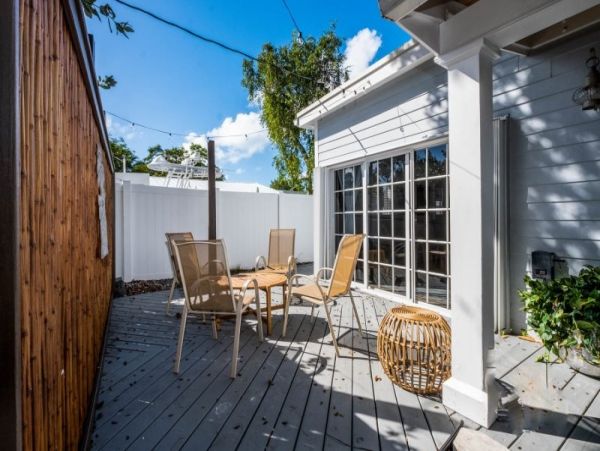 Short Walk to Beach Key Largo Vacation Home Three Bedroom