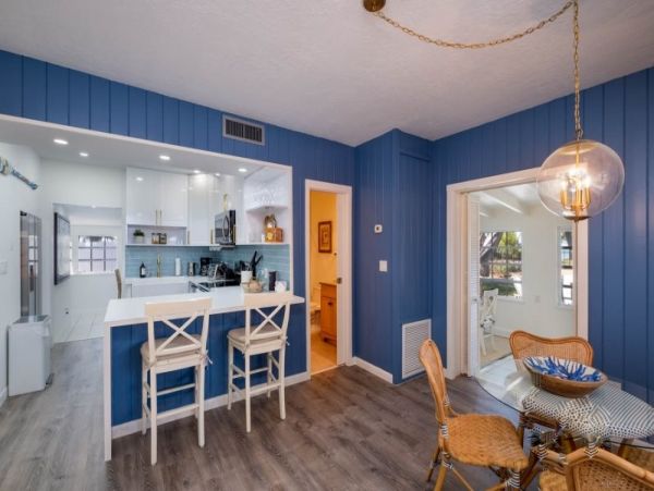 Short Walk to Beach Key Largo Vacation Home Three Bedroom