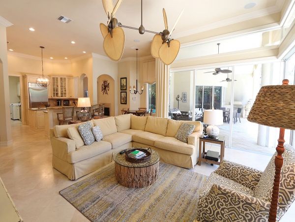 Private Caged Pool Naples Vacation Home Short Walk to Beach