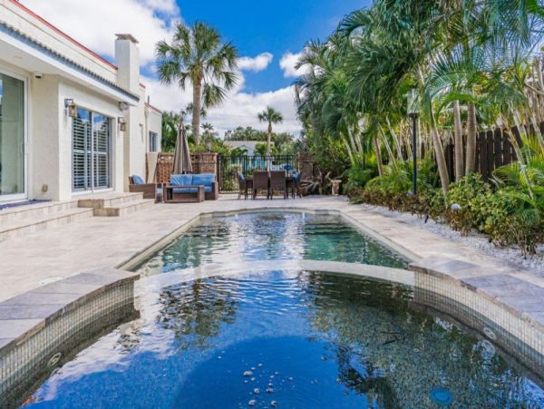 Clearwater Home 984936