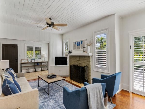 Clearwater Home 984936