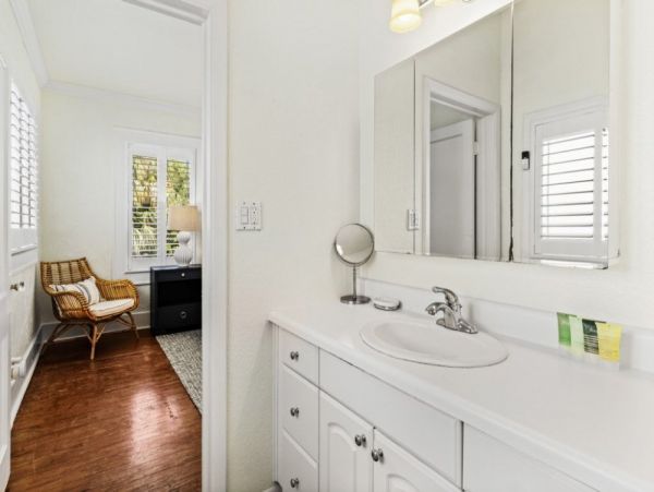 Clearwater Home 984936