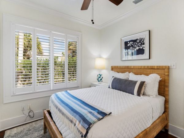 Clearwater Home 984936