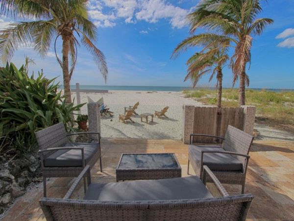 Beach Front Architectural Home with Amazing Views in Clearwater Beach