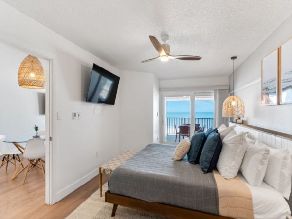 Clearwater Condo 984939