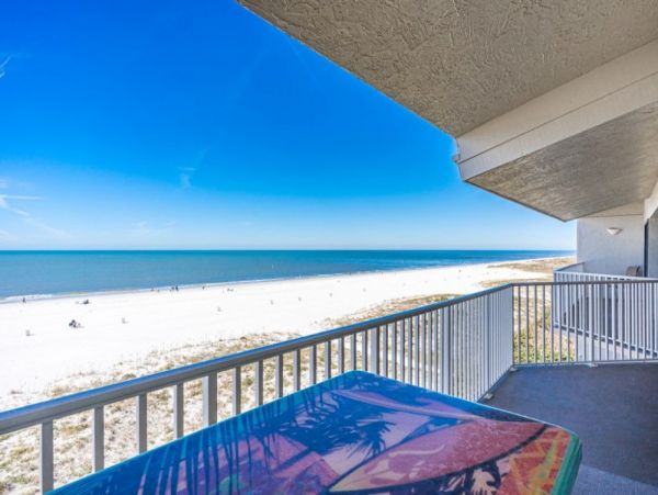 Clearwater Condo 984939