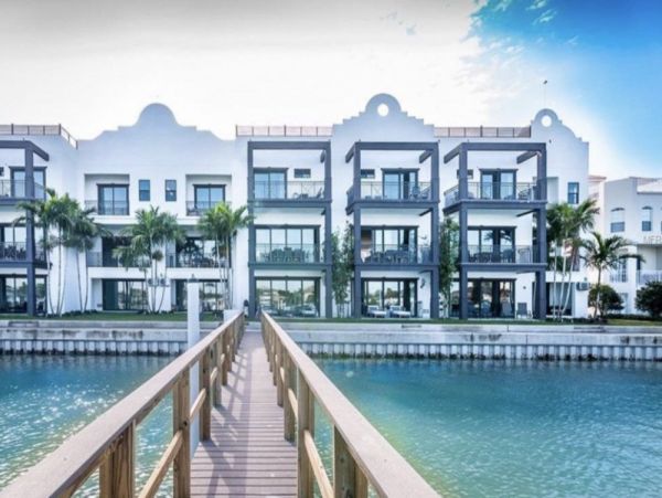 Clearwater Home 984942