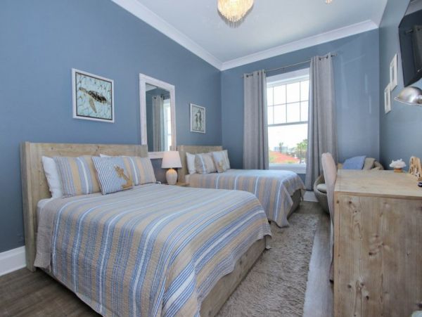 Clearwater Home 984942