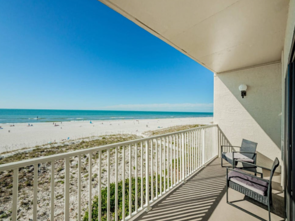 Gulf-Front Vacation Condo with 2 Bedrooms & Amazing Views