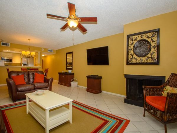 Amazing Ocean Views Two Bedroom Condo in Clearwater Beach
