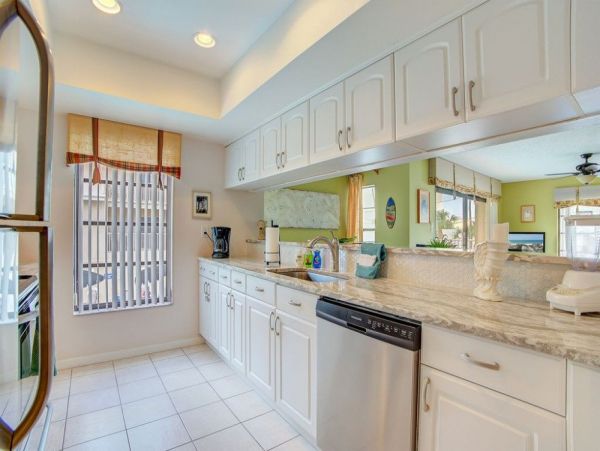 Clearwater Condo 984946