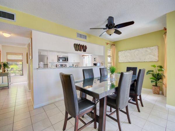 Clearwater Condo 984946