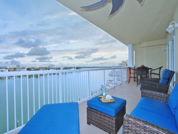 CLEARWATER 3 BEDROOM WITH WATER VIEW