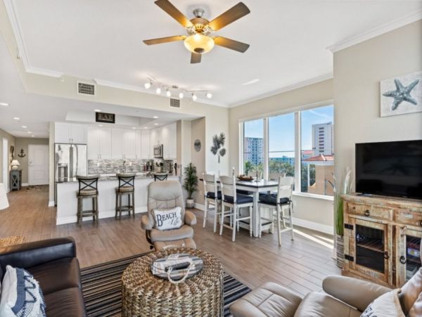 CLEARWATER 3 BEDROOM WITH WATER VIEW