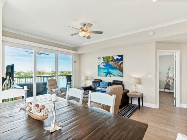 CLEARWATER 3 BEDROOM WITH WATER VIEW