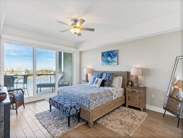 CLEARWATER 3 BEDROOM WITH WATER VIEW