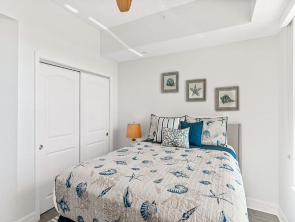 CLEARWATER 3 BEDROOM WITH WATER VIEW