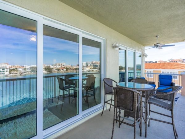 CLEARWATER 3 BEDROOM WITH WATER VIEW
