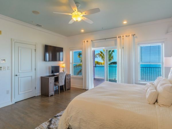 Indian Rocks Gulf Front Vacation Home Four Bedrooms