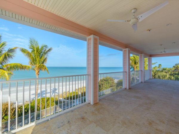 Indian Rocks Gulf Front Vacation Home Four Bedrooms