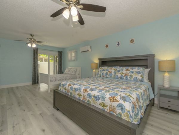 Clearwater Six Bedroom Vacation Pool Home