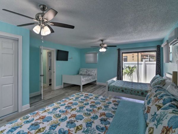 Clearwater Six Bedroom Vacation Pool Home