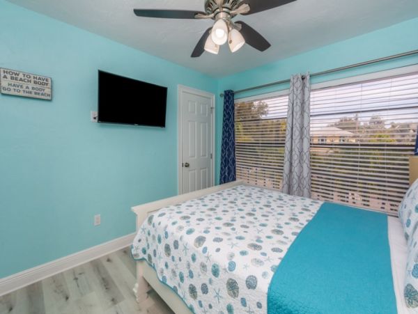 Clearwater Six Bedroom Vacation Pool Home