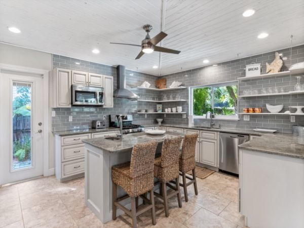 Indian Shores Ai Home 984954