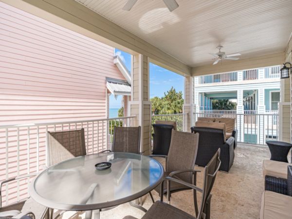 Gulf Views Vacation Home in Indian Rocks with Pool