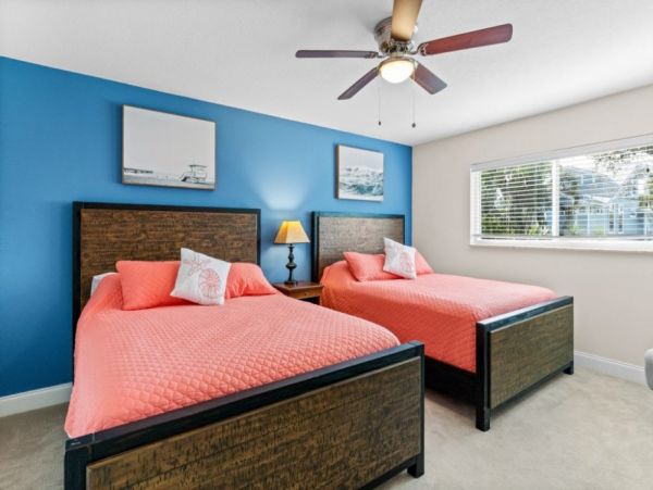Indian Rocks Vacation Home Four Bedroom with Spa