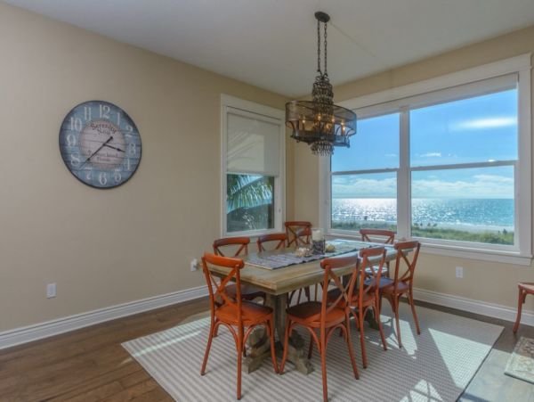CLEARWATER BEACHFRONT HOME