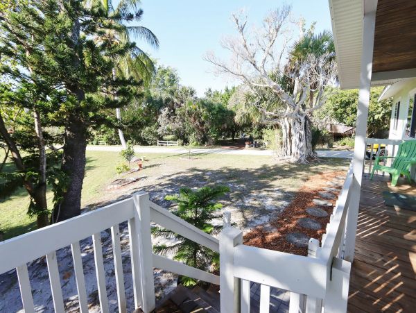 Short Walk to Beach Sanibel Vacation Home Three Bedroom