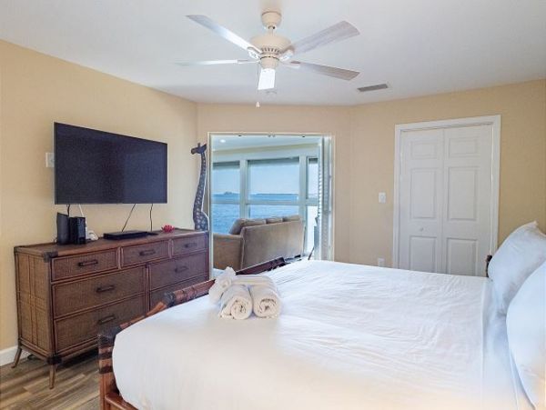 Bayfront Condo with Stunning View on Anna Maria Island