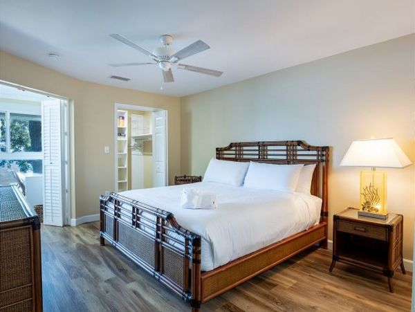 Bayfront Condo with Stunning View on Anna Maria Island