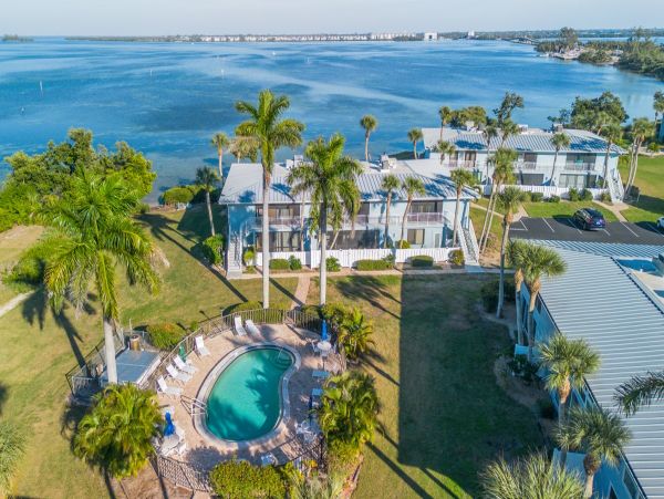 Anna Maria Island Holmes Beach Condo 984984