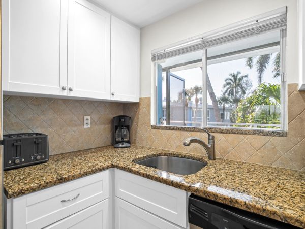Anna Maria Island Holmes Beach Condo 984984
