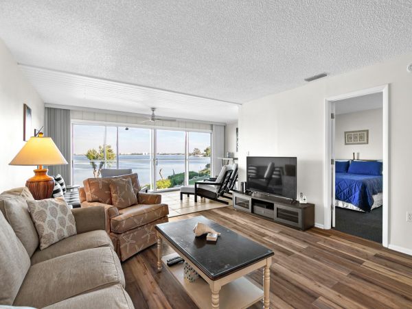 Anna Maria Island Holmes Beach Condo 984984