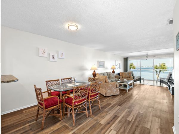 Anna Maria Island Holmes Beach Condo 984984