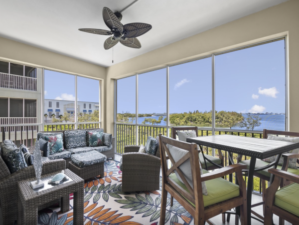Amazing Short Drive to Anna Maria beaches Over the Bridge!