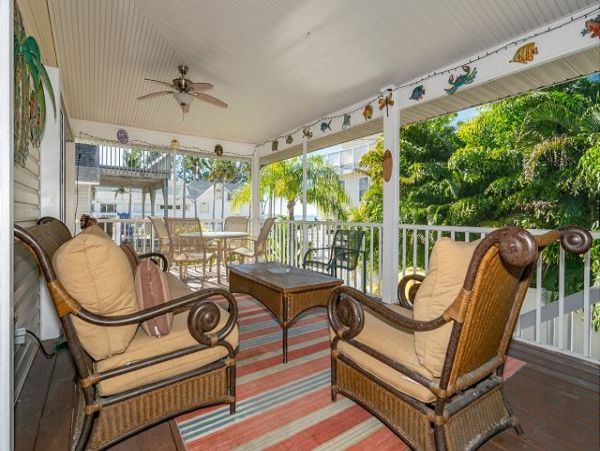 Anna Maria Island Holmes Beach Home 984997