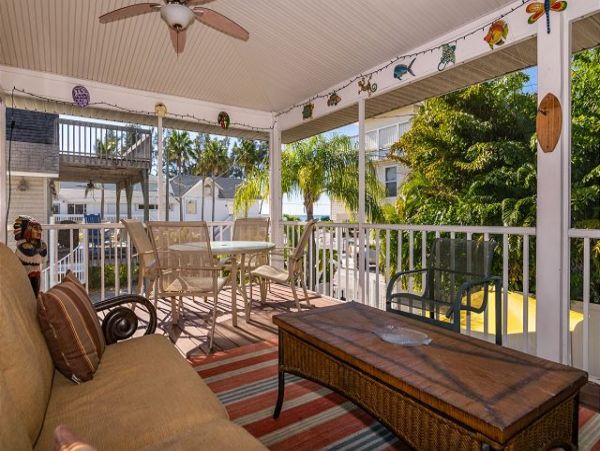 Anna Maria Island Holmes Beach Home 984997