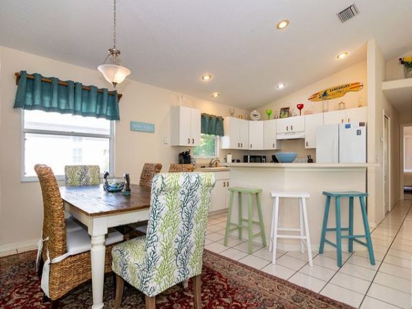 Anna Maria Island Holmes Beach Home 984997