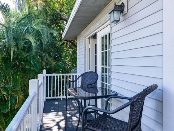 Anna Maria Island Holmes Beach Condo 985000