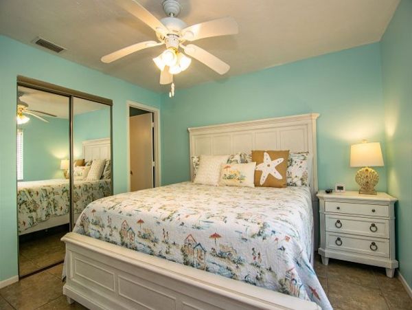 Anna Maria Island Holmes Beach Condo 985000