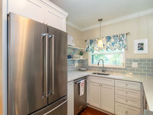 Five Min Walk to Beach Shopping & Dining NEW VACATION RENTAL!