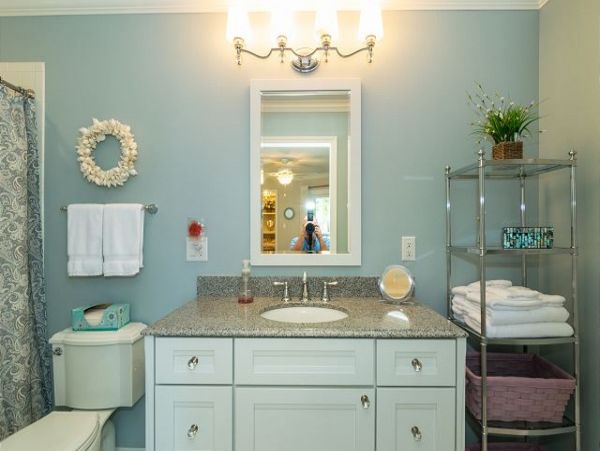 Five Min Walk to Beach Shopping & Dining NEW VACATION RENTAL!